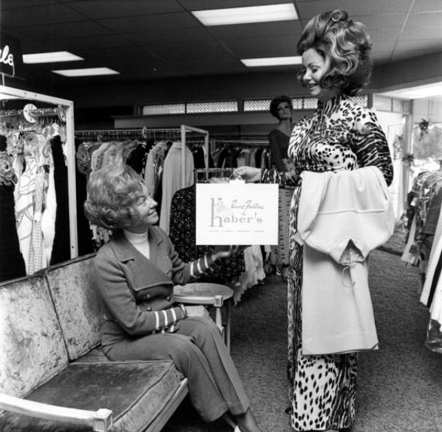 60s top clothes shop